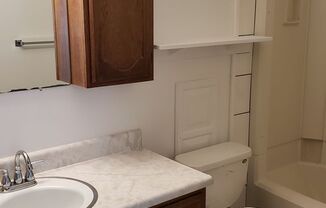 2 beds, 1.5 baths, $895, Unit 11