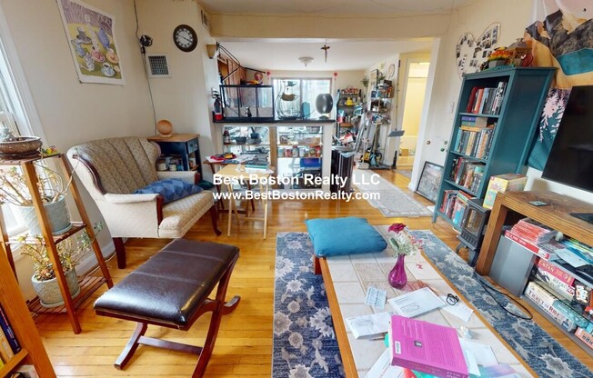 5 Clyde St, Somerville MA 2