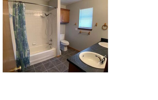 3 beds, 2 baths, $1,350