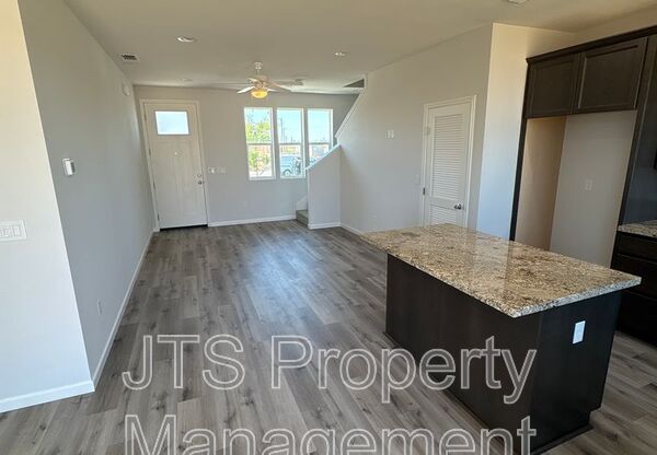 5 OAK MNR WAY