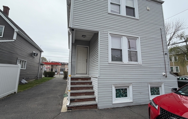 25 BROADWAY UNIVERSITY 3