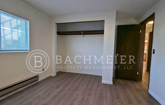 3 beds, 1 bath, 1,056 sqft, $1,150, Unit 1301 SW 2nd St