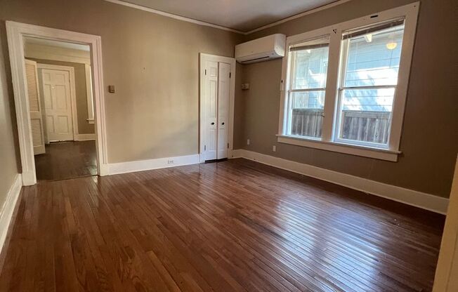 1 bed, 1 bath, $895