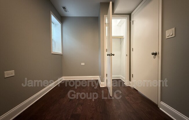 1232 N HAMLIN AVE