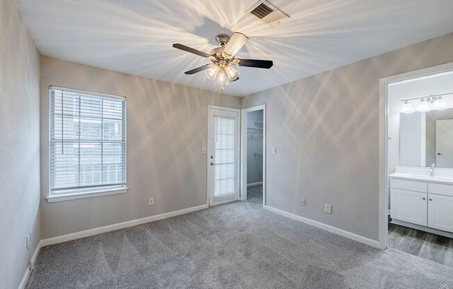 2 beds, 2 baths, 1,000 sqft, $1,450, Unit 2040