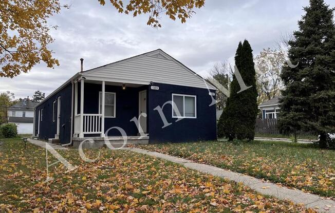 187 WHITETHORNE AVE