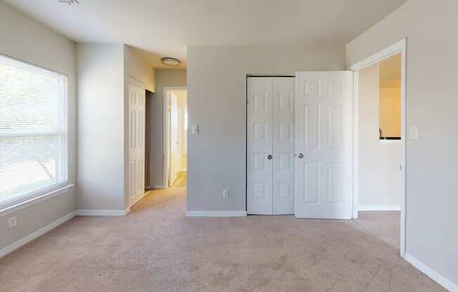 Large Carpeted Bedroom at Montclair Apartments, Maryland, 20904