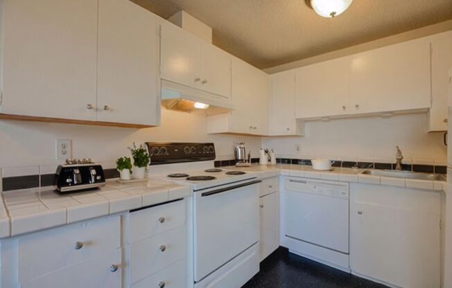 Crown Point Apartments