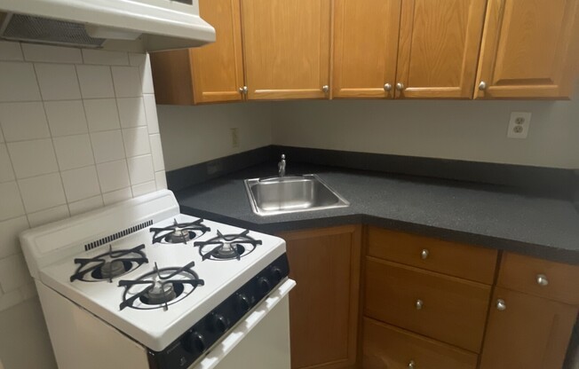 Studio, 1 bath, $2,350, Unit 18