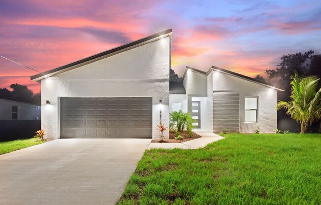 Deposit-Free! Modern, energy efficient home with ALL of the upgrades! North Port, FL