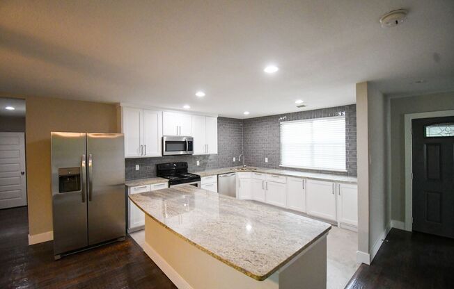 4 bedroom / 3 bath in Irving