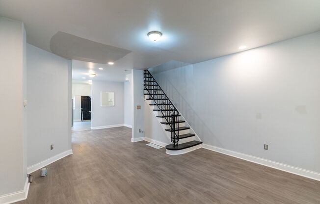 Newly rehabbed 3 bedroom 1.5 bath unit