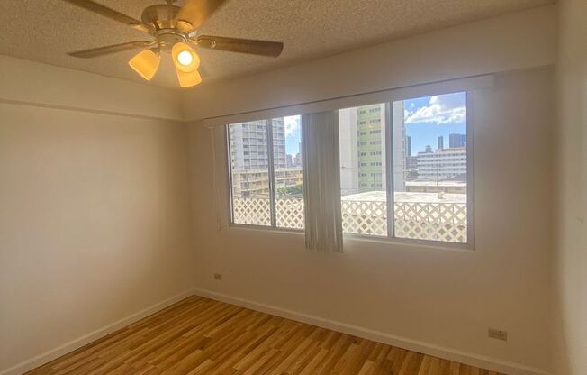 2 beds, 1 bath, $2,100