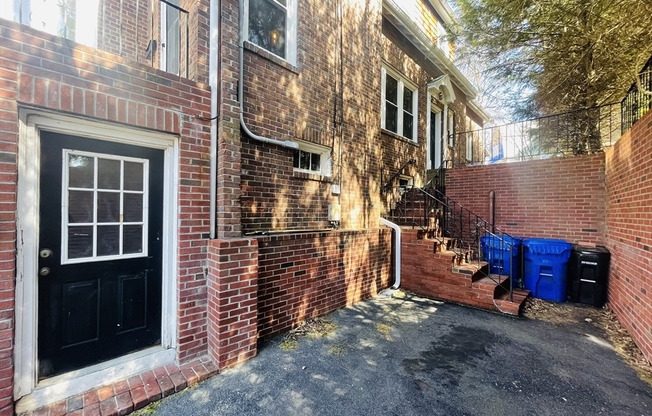 28 WOLCOTT RD