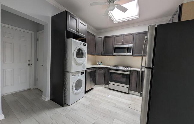 3317 30 AVE