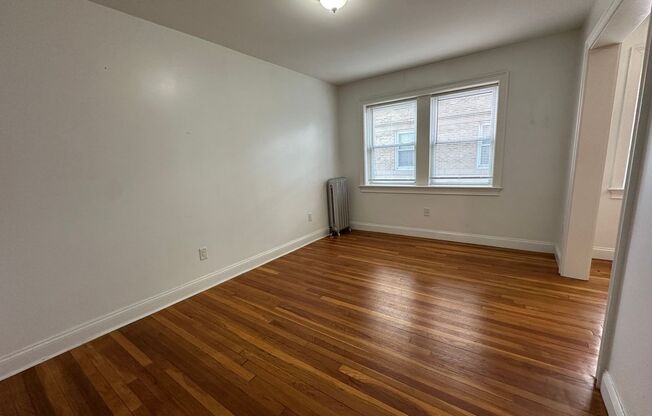 2 beds, 2 baths, 690 sqft, $2,600, Unit 109 Summer #416