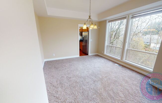 Bethany 5 Bedroom Home, Luxury Amenities, 4 Car Garage, Close To Nike & Intel