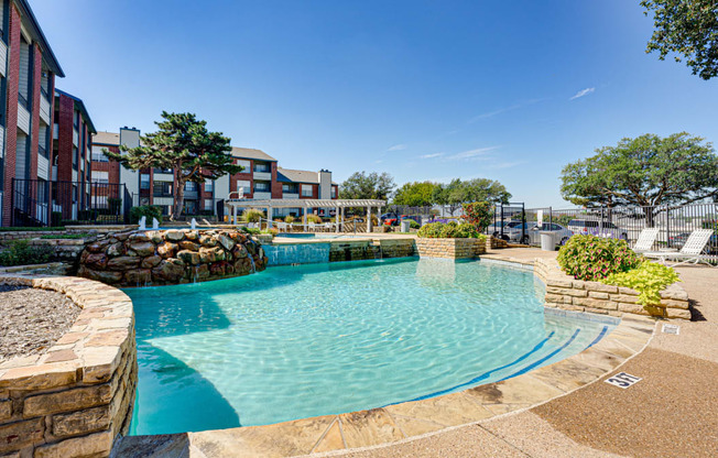 the preserve at ballantyne commons resort style swimming pool