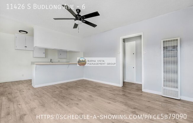 11426 S BUDLONG AVE