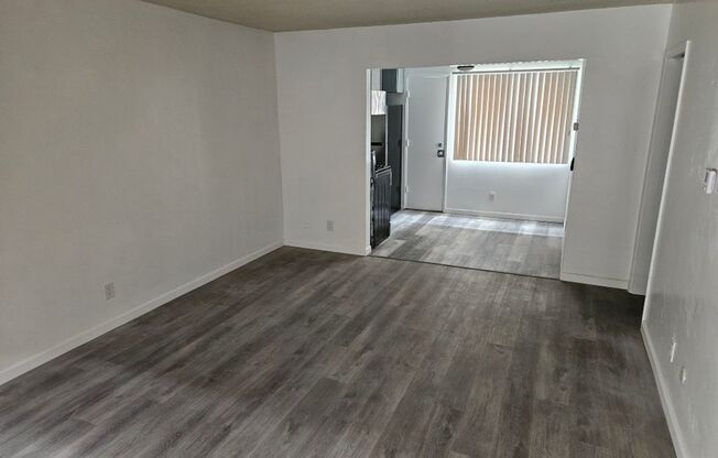 Newly Renovated Special 2 Bedroom - 1 Bathroom unit in Point Loma
