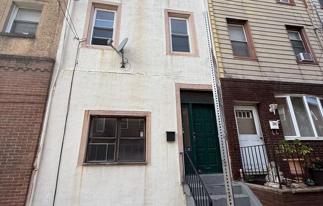 2246 S 15TH STREET