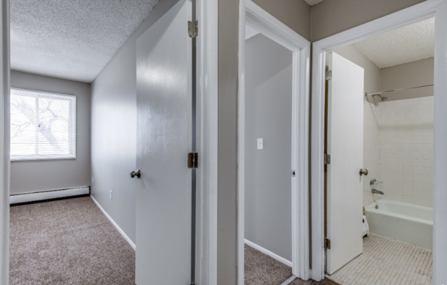 2 beds, 1 bath, 720 sqft, $1,199, Unit 1041105