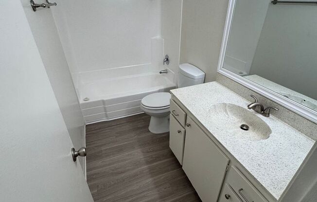 1 bed, 1 bath, 700 sqft, $2,010, Unit 154