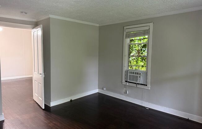 Cute shotgun style 1 bedroom/downtown Nashville