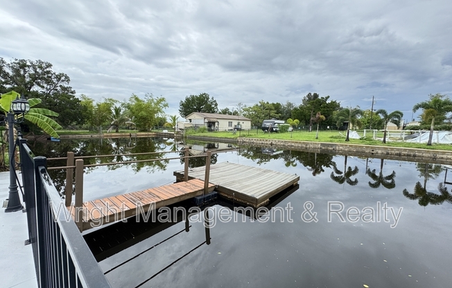14982 EDGEWATER CIR