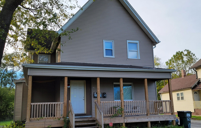 520 S GENESEE ST