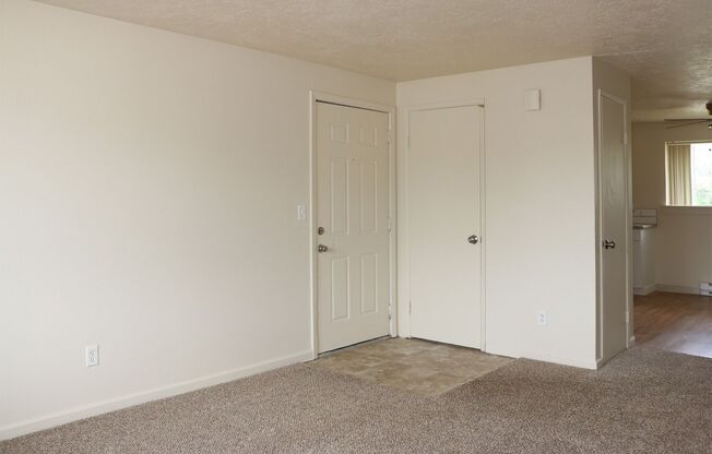 2 Bedroom at the Parkway Apartments in South Corvallis