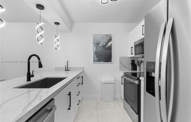 1 bed, 1 bath, $3,500, Unit # 1907