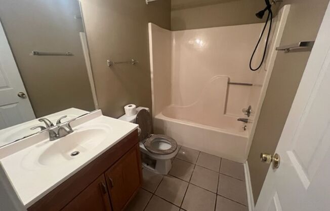 Campus View Apt-Walking Distance to UGA!