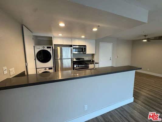 2 beds, 2 baths, 1,165 sqft, $2,800