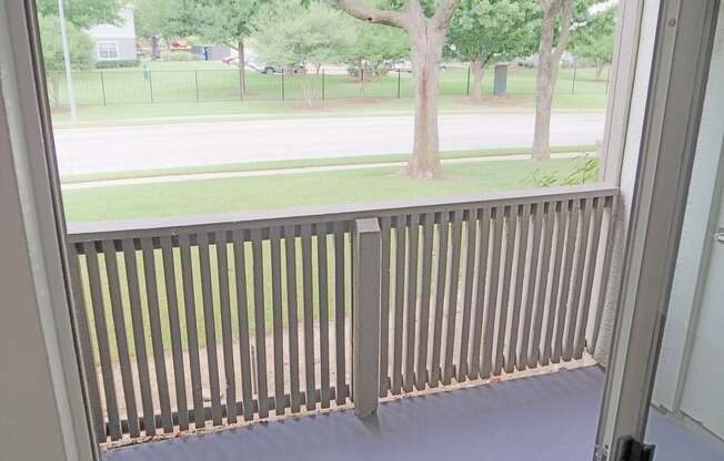 1 bed, 1 bath, 651 sqft, $1,190