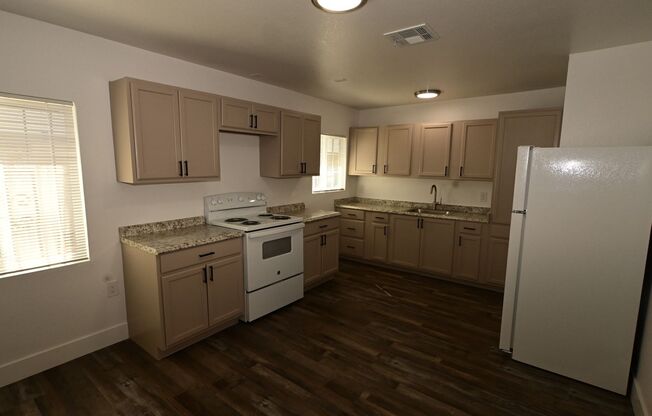 3 beds, 1 bath, $1,200
