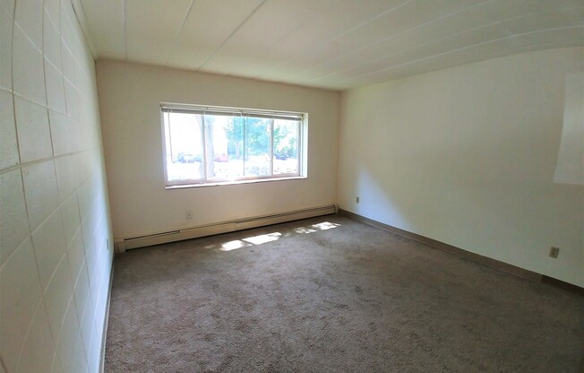 1 bed, 1 bath, $1,185, Unit 1G