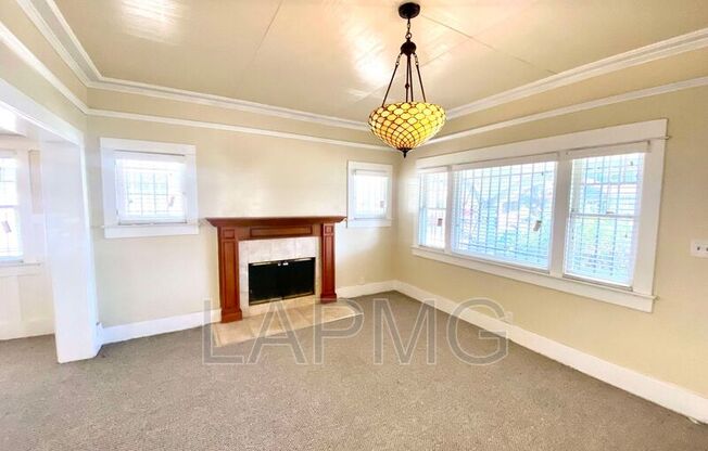 1513 W 45 ST