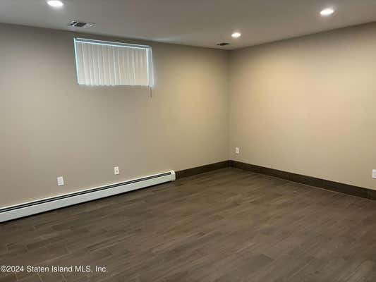 3 beds, 4 baths, 1,612 sqft, $3,850