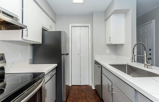 1 bed, 1 bath, 638 sqft, $1,000