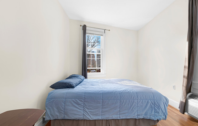 1125 Maryland Ave NE  Unit 13