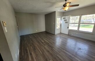 2 beds, 1 bath, $1,195