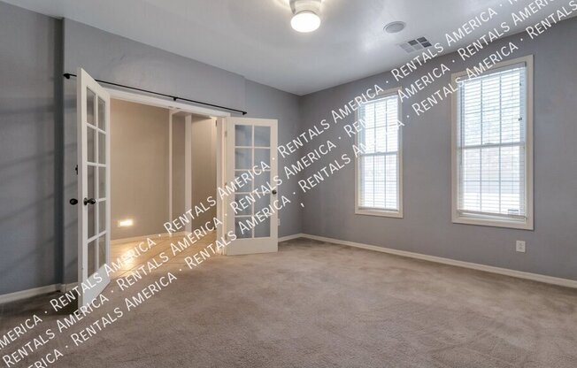 2120 E CHANUTE PASS