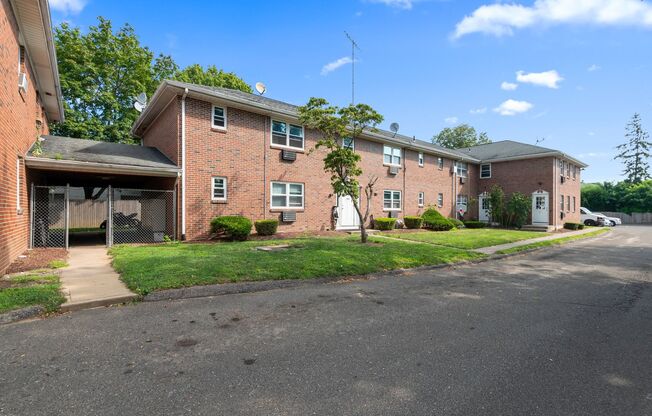 Doral Apartments