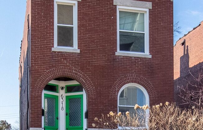 Charming Duplex in Dogtown