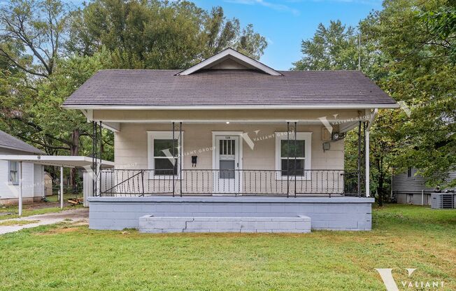 Cozy Bungalow-Style, Two-bedroom, One-Bathroom Rental Home in Grant Beach