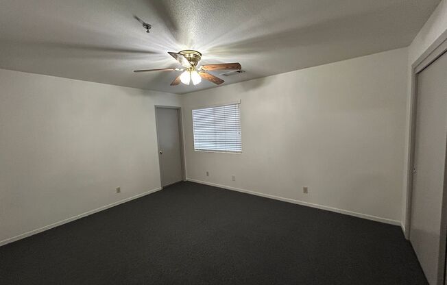 3 beds, 2 baths, $1,450, Unit A