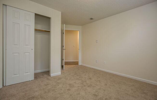 2 beds, 1 bath, 980 sqft, $1,445