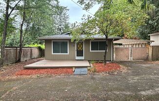 Updated 3 Bedroom on a dead end street in SW Portland!