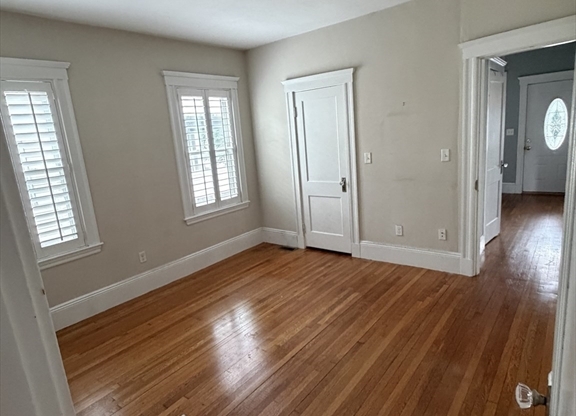 2 beds, 1 bath, 1,050 sqft, $2,900, Unit 1